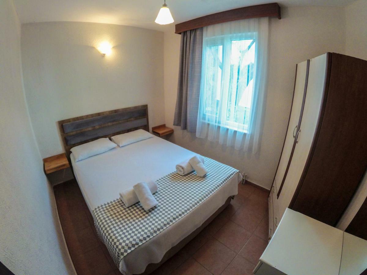 Ergul Motel Küçükkuyu Extérieur photo