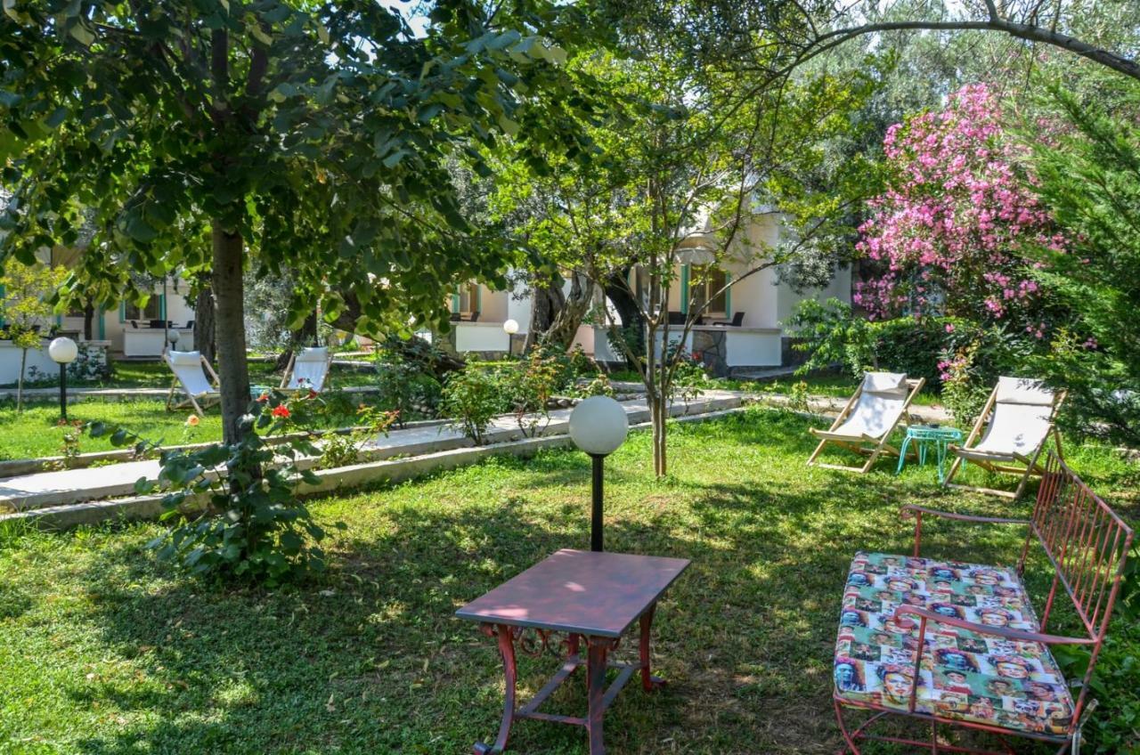 Ergul Motel Küçükkuyu Extérieur photo